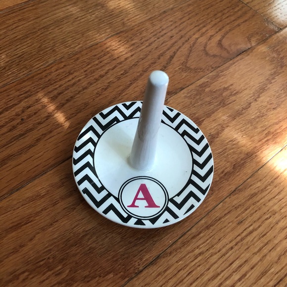Set of mug, ring holder, and plate with letter A - Picture 4 of 4